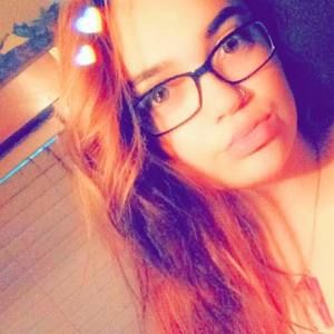 Meet your Posher, Abbi